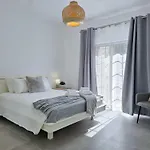 Casa Caravela - Spacious Villa, Sunny Swimming Pool & Bbq بيت للعطل