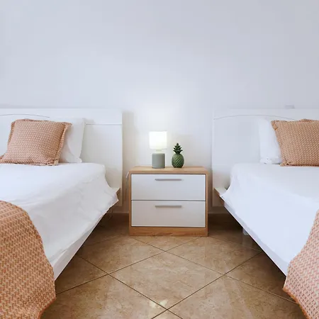 Casa Caravela - Spacious Villa, Sunny Swimming Pool & Bbq لاغوا