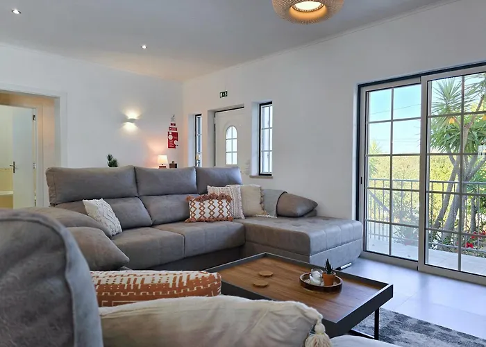 Casa Caravela - Spacious Villa, Sunny Swimming Pool&bbq *