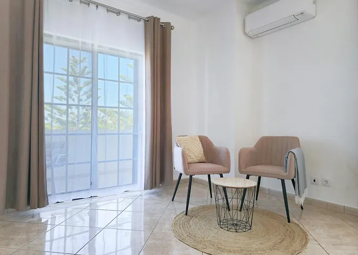 Casa Caravela - Spacious Villa, Sunny Swimming Pool & Bbq * Лагоа