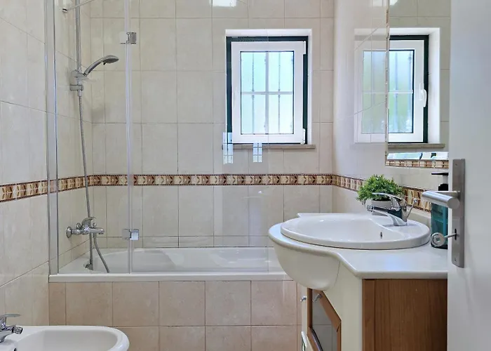 Casa Caravela - Spacious Villa, Sunny Swimming Pool & Bbq 펜션 라고아