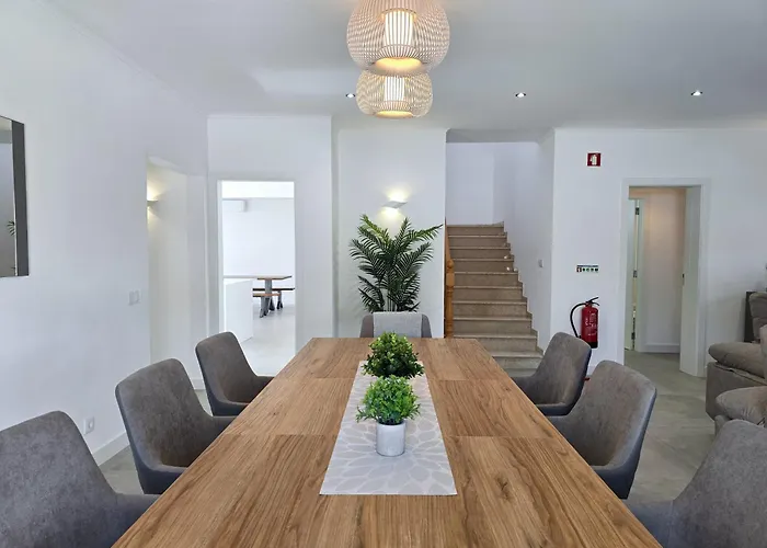 Casa Caravela - Spacious Villa, Sunny Swimming Pool & Bbq * Лагоа