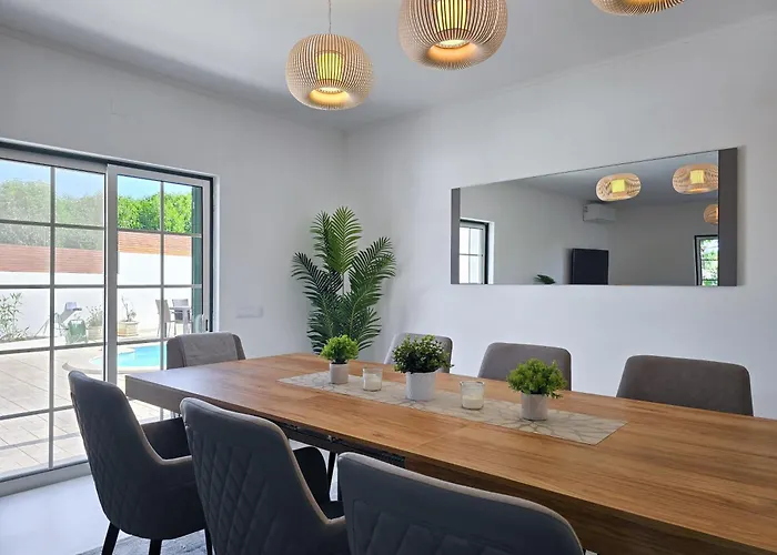 Casa Caravela - Spacious Villa, Sunny Swimming Pool & Bbq 라고아