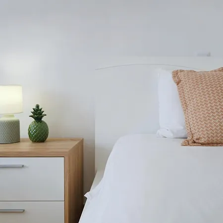 Casa Caravela - Spacious Villa, Sunny Swimming Pool & Bbq 펜션