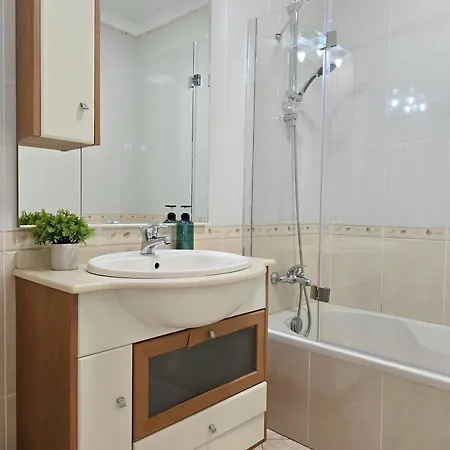Casa Caravela - Spacious Villa, Sunny Swimming Pool & Bbq 펜션 라고아