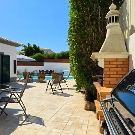 Casa Caravela - Spacious Villa, Sunny Swimming Pool & Bbq 펜션 라고아